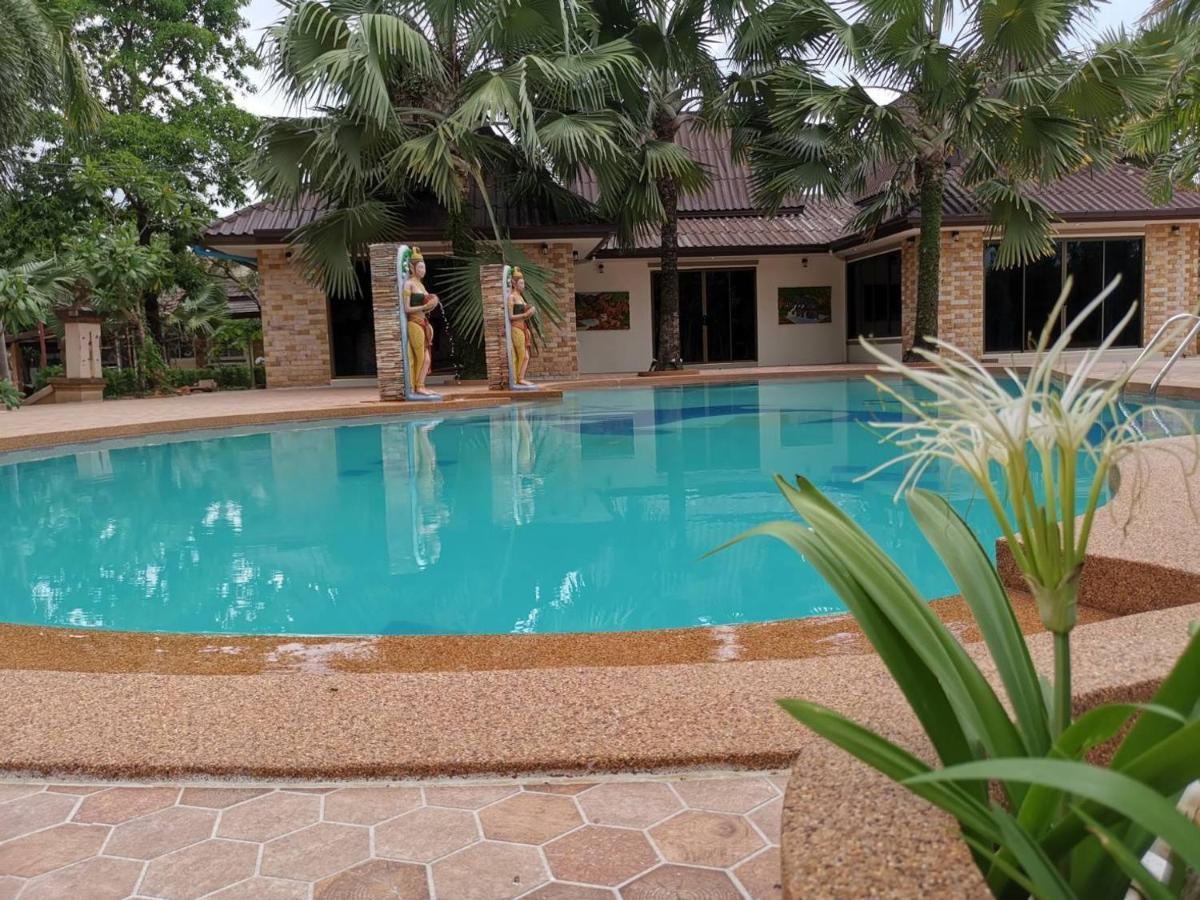 RS Phong Riverside Resort Khon Kaen Buitenkant foto