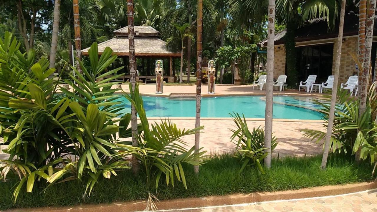 RS Phong Riverside Resort Khon Kaen Buitenkant foto