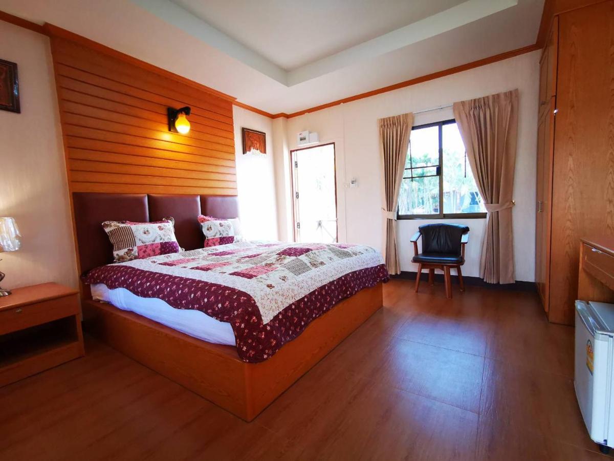 RS Phong Riverside Resort Khon Kaen Buitenkant foto