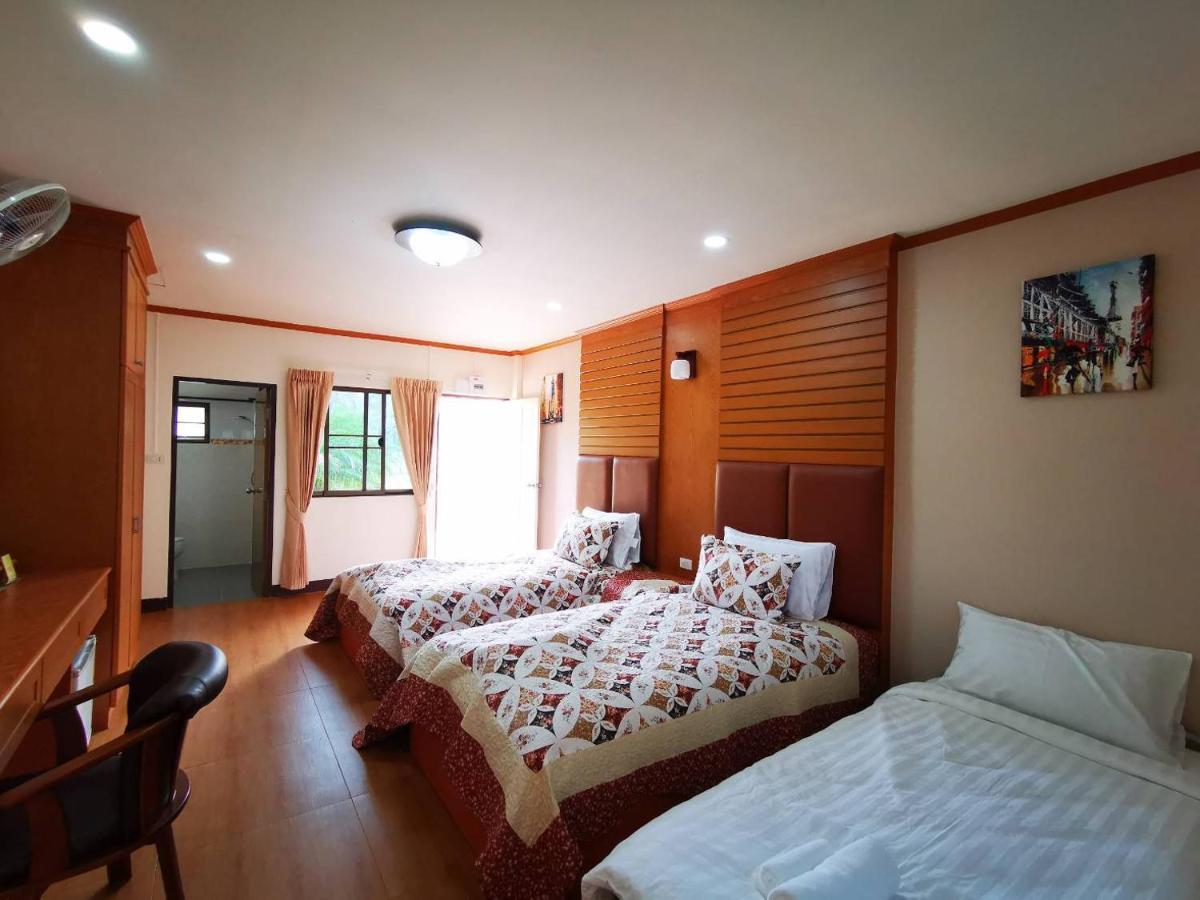 RS Phong Riverside Resort Khon Kaen Buitenkant foto