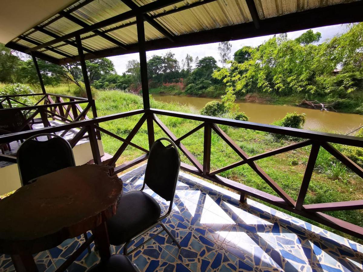 RS Phong Riverside Resort Khon Kaen Buitenkant foto