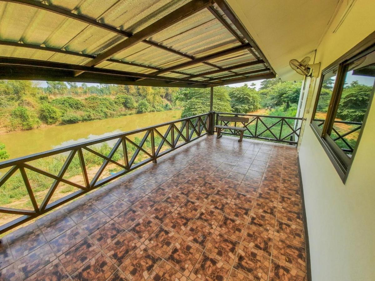 RS Phong Riverside Resort Khon Kaen Buitenkant foto