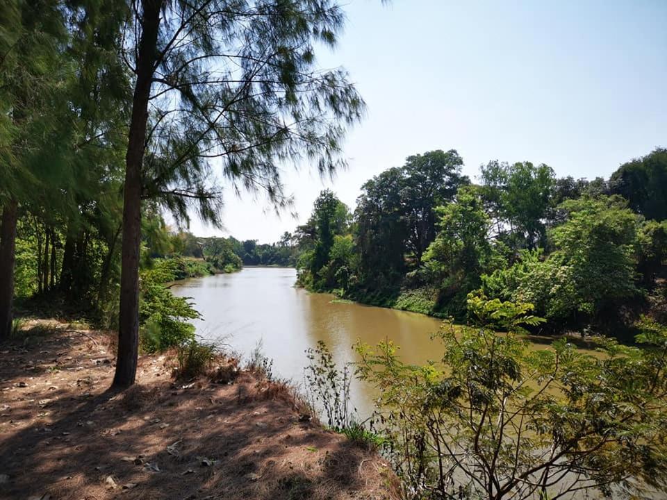 RS Phong Riverside Resort Khon Kaen Buitenkant foto
